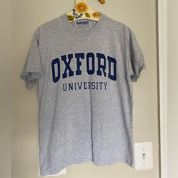 Vintage Tops - Vintage Oxford university college tee shirt grey collegiate England Vtg retro